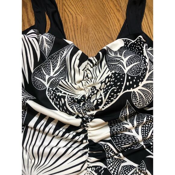 Gabar Ladies One Piece Swimsuit 18W 18 2X women’s Black & White Tropical - Picture 4 of 9